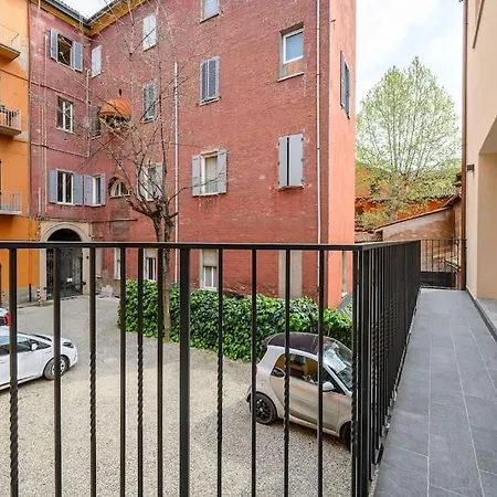 Ab - Via Sant'isaia 102 Διαμέρισμα Μπολόνια
