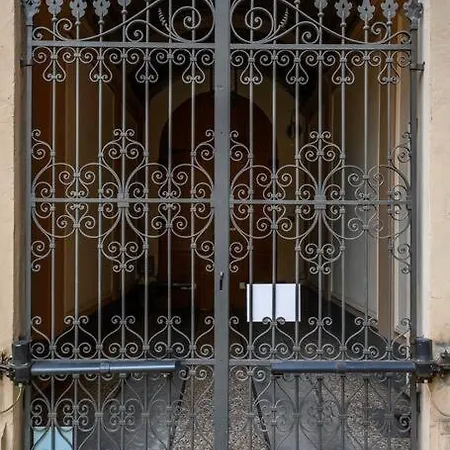 Ab - Via Sant'isaia 102 * Bologna