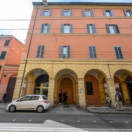 Ab - Via Sant'isaia 102 Bolonya