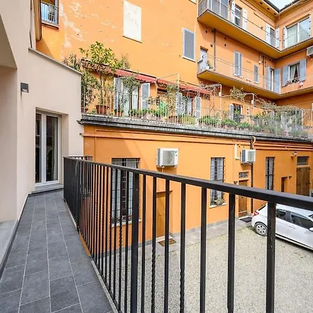 Ab - Via Sant'isaia 102 Apartman *